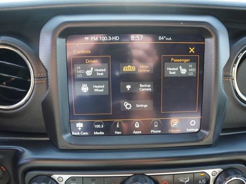 Used 2020 Jeep Wrangler Unlimited Sahara AWD/4WD image 26