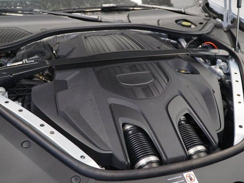 New 2026 Porsche Panamera 4 image 14