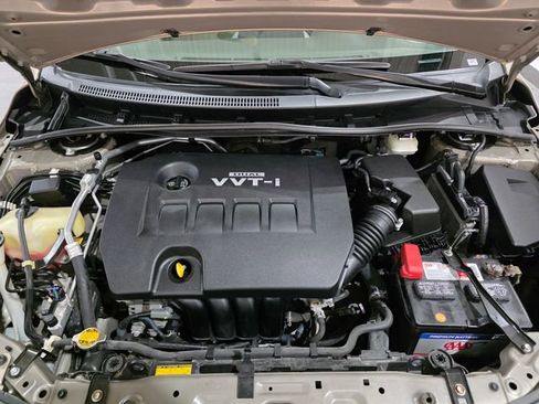 Used 2010 Toyota Corolla LE FWD image 25