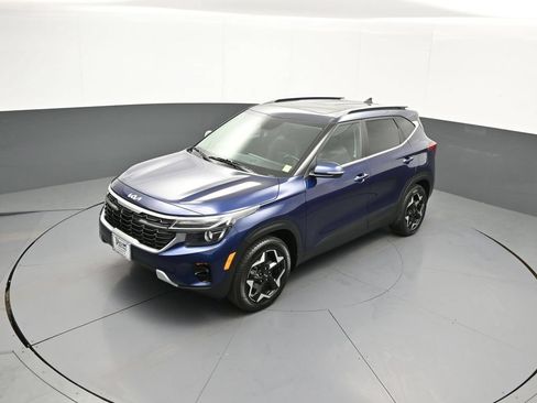 Certified 2024 Kia Seltos EX AWD/4WD image 34
