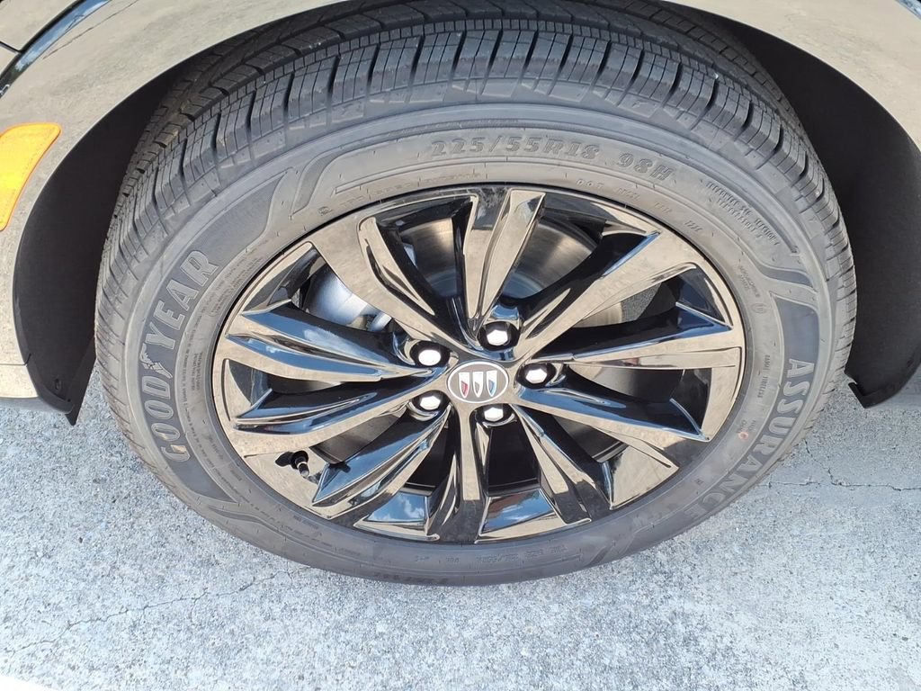 New 2026 Buick Envista Sport Touring w/ Convenience I Package FWD image 9