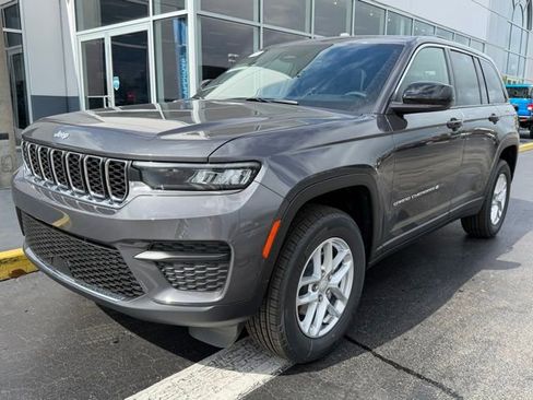 New 2026 Jeep Grand Cherokee Laredo X AWD/4WD image 4