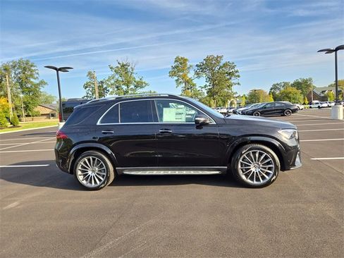 New 2025 Mercedes-Benz GLE 450 4MATIC image 2