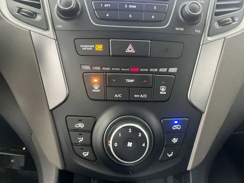 Used 2015 Hyundai Santa Fe Sport image 16