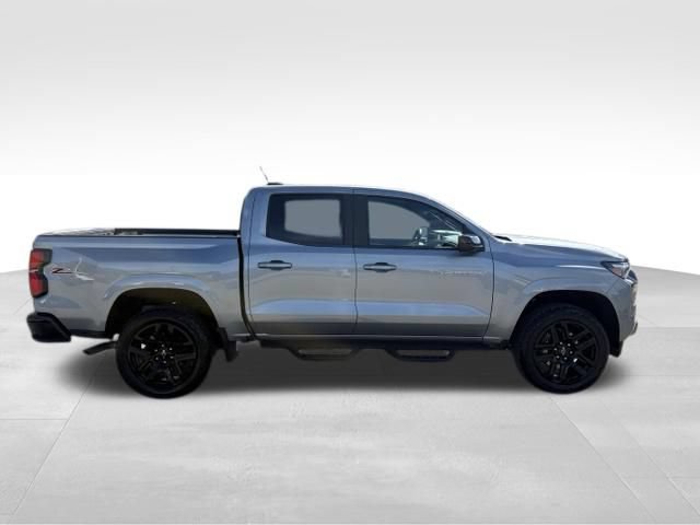 Used 2024 Chevrolet Colorado Z71 w/ Advanced Trailering Package AWD/4WD image 9