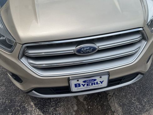 Used 2017 Ford Escape Titanium FWD image 21