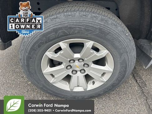 Used 2021 Chevrolet Colorado LT w/ Chrome Appearance Package image 12