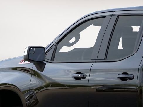 New 2026 Chevrolet Silverado 1500 LT image 13