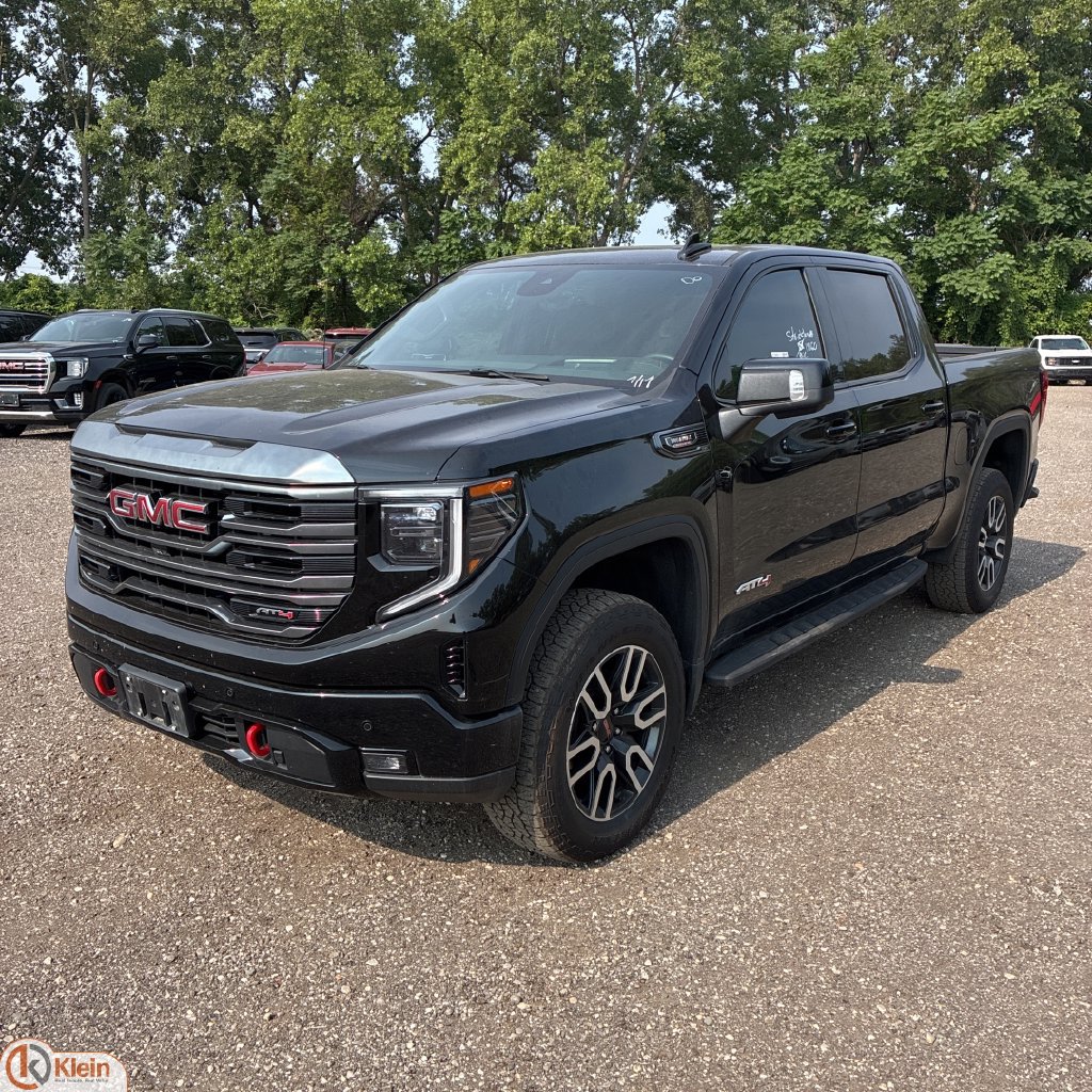 Used 2024 GMC Sierra 1500 AT4 w/ Technology Package AWD/4WD image 1