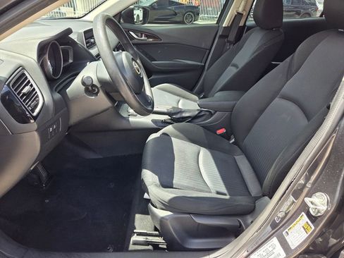 Used 2014 MAZDA MAZDA3 i Sport FWD image 3