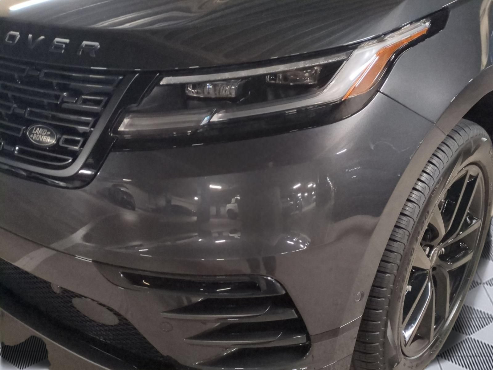 New 2026 Land Rover Range Rover Velar Dynamic SE AWD/4WD image 10