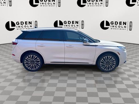Used 2022 Lincoln Corsair Grand Touring w/ Elements Technology Bundle AWD/4WD image 9
