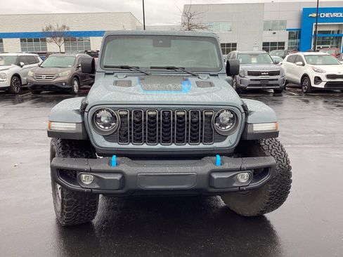 Used 2024 Jeep Wrangler Unlimited Rubicon 4xe image 4