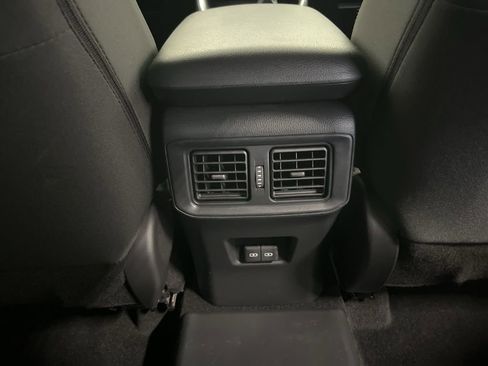Used 2022 Toyota RAV4 SE w/ Weather & Moonroof Package AWD/4WD image 27