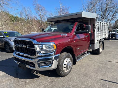 Used 2019 RAM 3500 Tradesman AWD/4WD image 2
