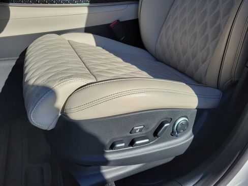 Used 2023 Genesis GV70 3.5T Sport w/ Sport Prestige Package image 15