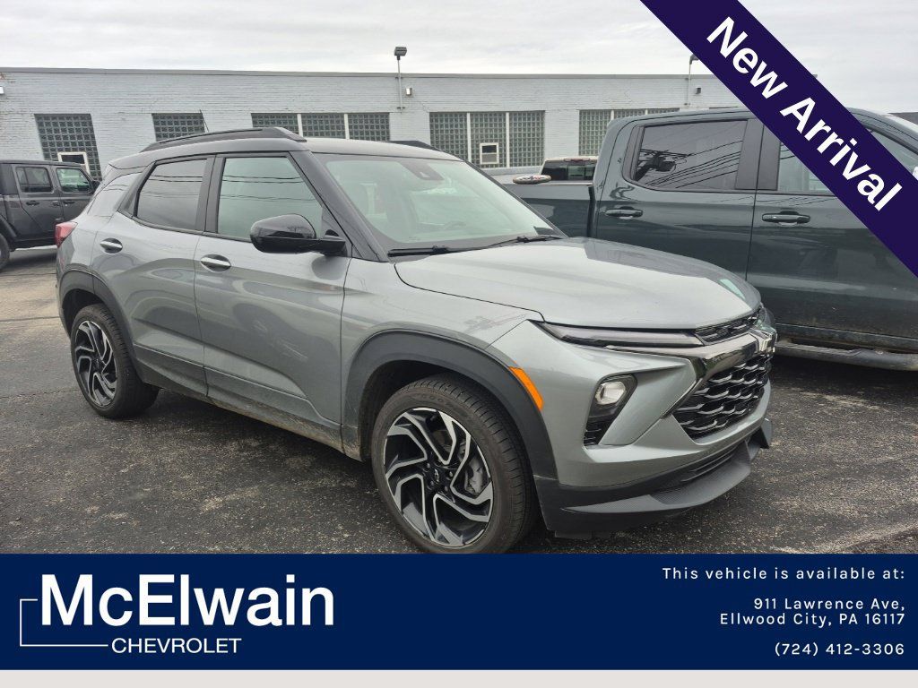Used 2024 Chevrolet TrailBlazer RS w/ Convenience Package AWD/4WD image 1