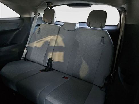 Certified 2025 Toyota Sienna LE image 20