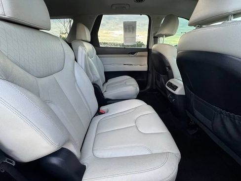 Used 2020 Hyundai Palisade SEL w/ Premium Package AWD/4WD image 30