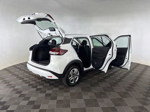 Certified 2023 Nissan Kicks S FWD image 14