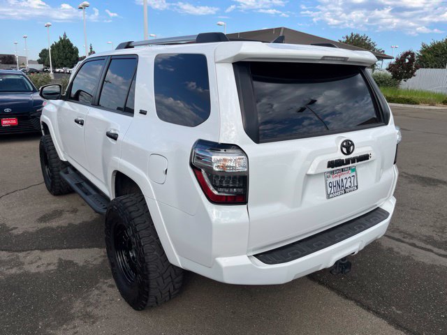 Used 2023 Toyota 4Runner SR5 Premium w/ Moonroof Package AWD/4WD image 3