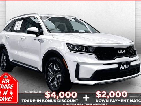 Certified 2022 Kia Sorento S AWD/4WD image 1