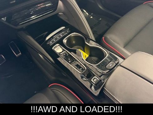 Used 2023 Buick Envision Essence w/ Sport Touring Package image 20