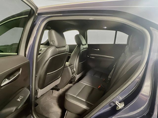 Used 2024 Cadillac XT4 Premium Luxury AWD/4WD image 15