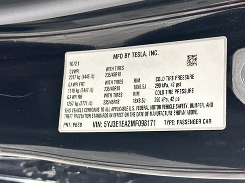 Used 2021 Tesla Model 3 Standard Range Plus RWD image 12