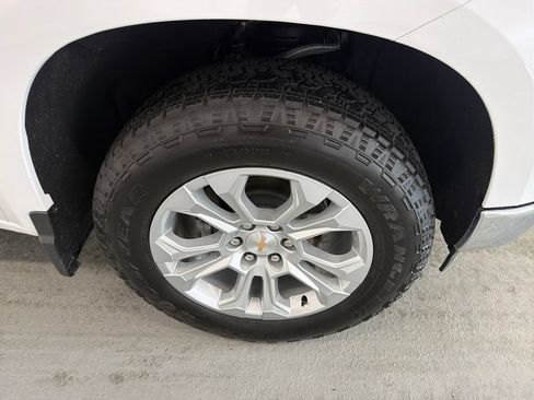 Used 2026 Chevrolet Silverado 1500 LTZ w/ Z71 Off-Road Package AWD/4WD image 5