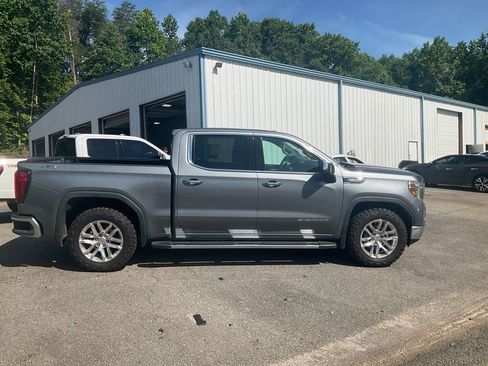 Used 2021 GMC Sierra 1500 SLT w/ SLT Convenience Package AWD/4WD image 4