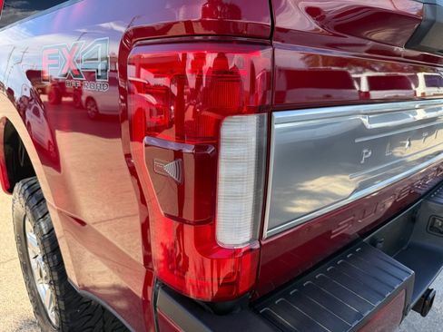 Used 2017 Ford F250 Platinum w/ FX4 Off-Road Package AWD/4WD image 13