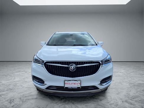Used 2021 Buick Enclave Essence w/ Sound and Sites Package FWD image 2