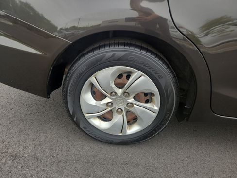 Used 2013 Honda Civic LX image 11
