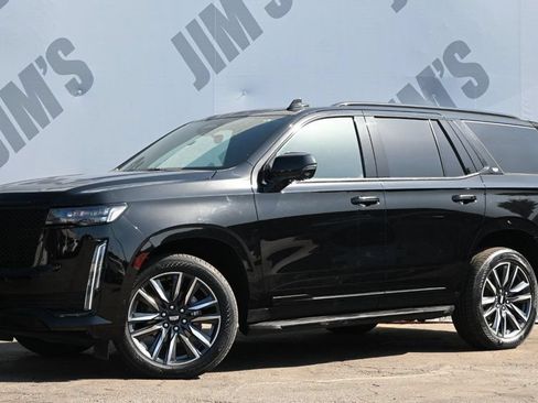Used 2021 Cadillac Escalade Sport RWD image 1