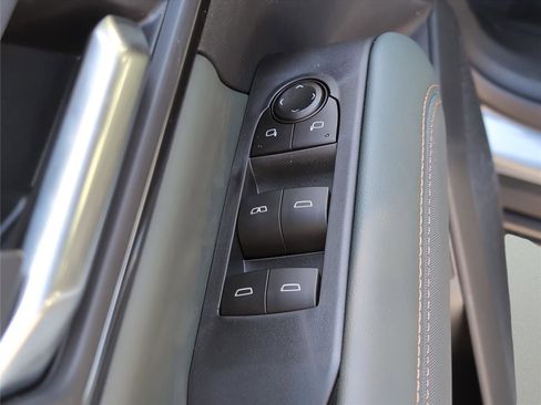 Used 2026 GMC Terrain AT4 w/ Convenience Package III AWD/4WD image 33