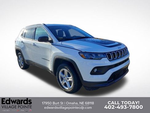 New 2023 Jeep Compass Latitude w/ Mopar Graphics Package image 1