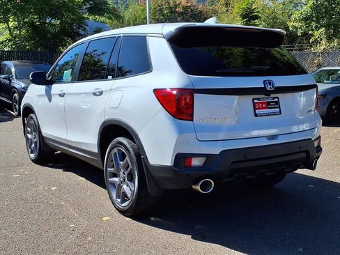 Used 2023 Honda Passport EX-L image 8