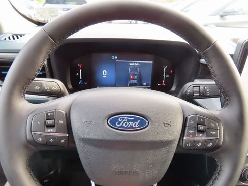 New 2026 Ford Maverick XLT w/ XLT Luxury Package AWD/4WD image 9