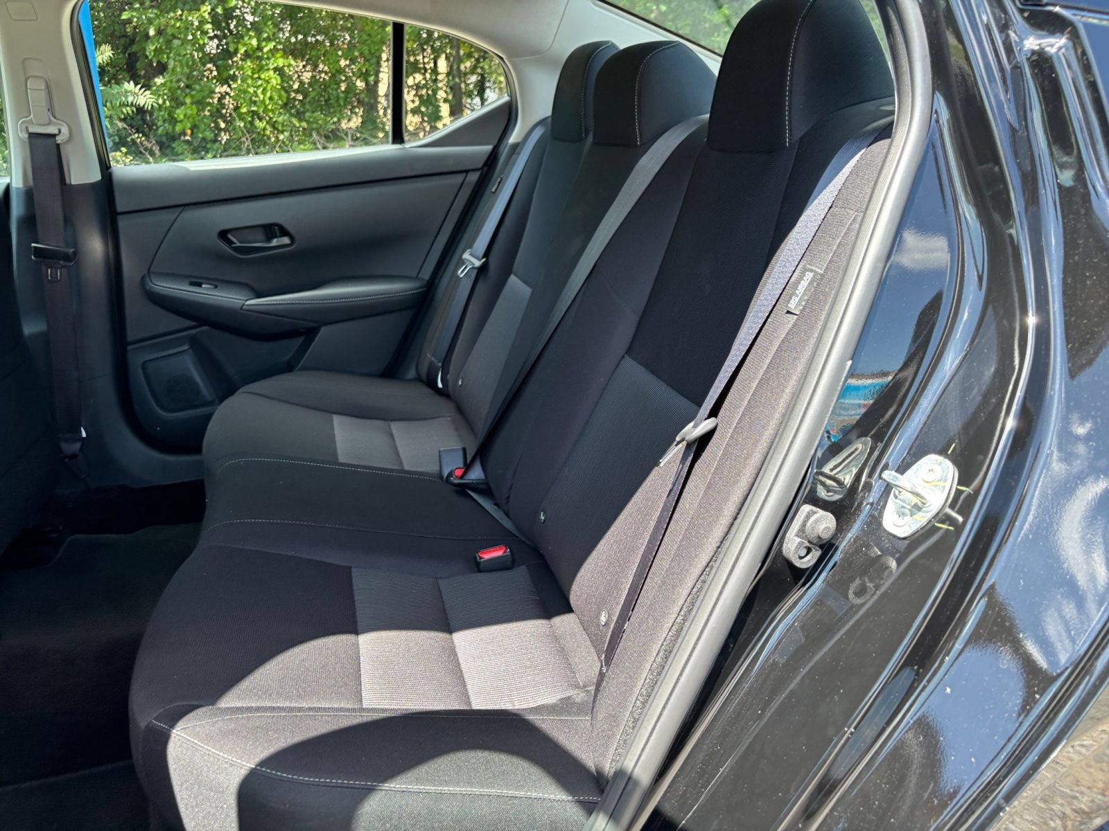 Used 2025 Nissan Sentra SV FWD image 22