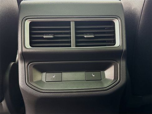 Used 2025 Volkswagen Atlas Cross Sport SEL R-Line image 26