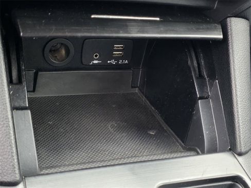 Used 2019 Subaru Outback 2.5i Limited image 25