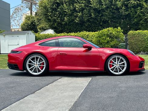 Certified 2024 Porsche 911 Carrera 4 GTS AWD/4WD image 8