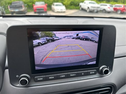 Certified 2022 Hyundai Kona SEL AWD/4WD image 15