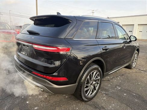 Certified 2022 Lincoln Corsair AWD w/ Equipment Group 101A image 5