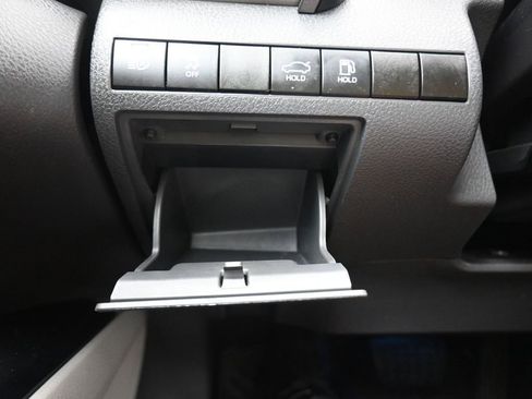 Used 2019 Toyota Camry XLE image 26