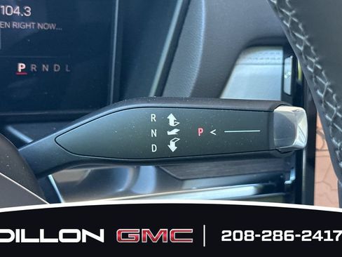 Used 2026 GMC Terrain Denali AWD/4WD image 25