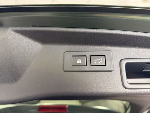 Used 2026 Subaru Outback Touring XT AWD/4WD image 40