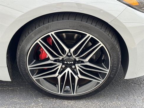Used 2022 Kia Stinger GT1 image 12