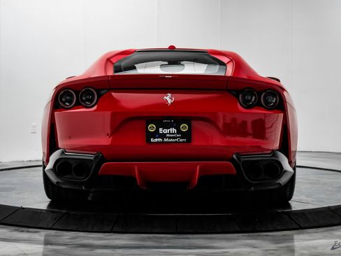 Used 2018 Ferrari 812 Superfast image 12